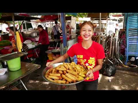 Most FAMOUS Place for Spring Rolls, Yellow Pancake, Noodles & Fried Wonton - Cambodian Street Food😍