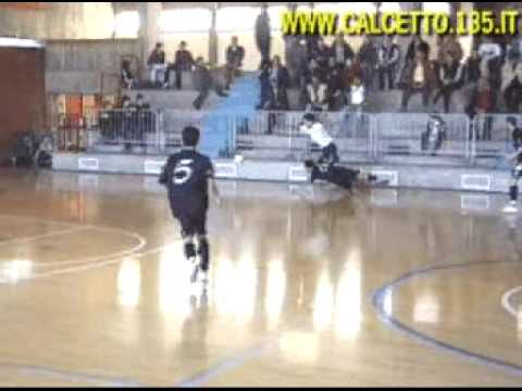 21/3/9 futsal highlights !!! gol,falli,azioni,parate ecc...ecc...