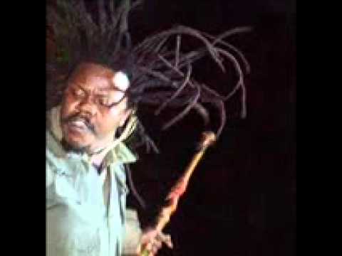 Luciano - Carry Jah Load