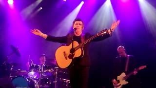 Rick Astley - She Makes Me (Alhambra Paris)