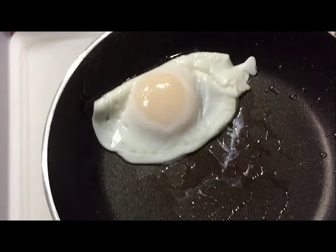 Secret to Flipping Eggs