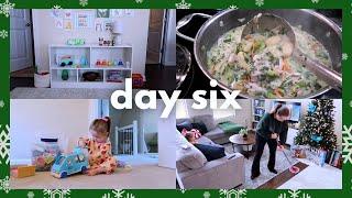 VLOGMAS DEC 6 | new toy rotation feat. lovevery, cleaning the house, chicken gnocchi soup + parade