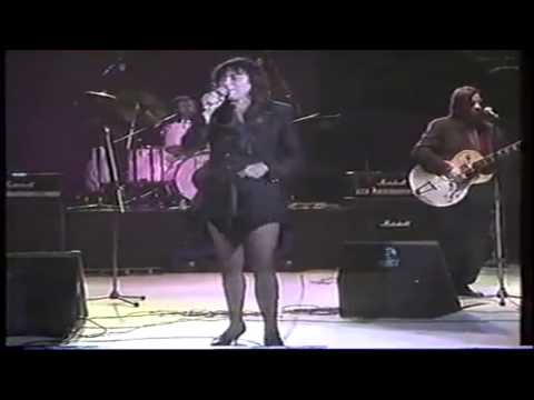 MIRA KUBASINSKA  i  BLACKOUT - ZAŚPIEWAM CI TAK