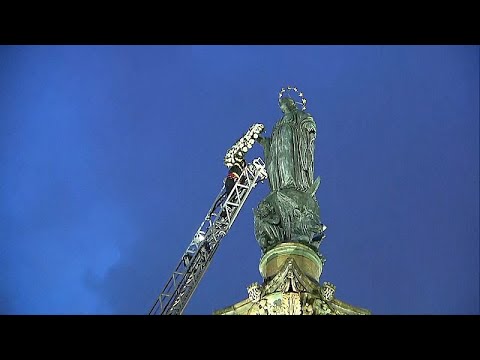 Video Thumbnail: Firefighters honour Virgin Mary with floral tribute in Rome