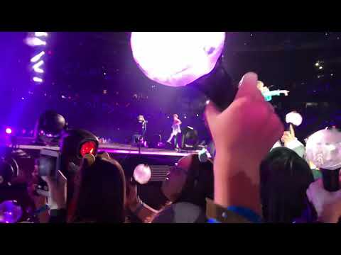 190518 BTS - Baepsae/Fire - MetLife Stadium New Jersey