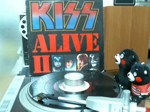 KISS - B1 「Calling Dr  Love」 from Alive II