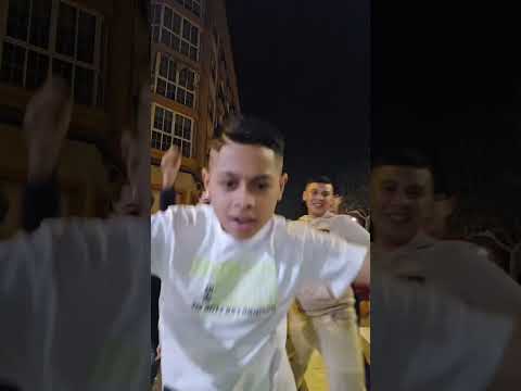 Los primos gitanos y amigos payos montan la rumba paya más arte que un tablao!💃‍🕺#rumba #parati💚❤️💙