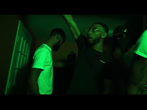 MagicFrm2Legit - In Da Crease - FT Vendetta (Prod. Xanny Pacqcuiao)