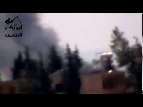 استهداف مقرات القيادة في مطار كويرس العسكري بواسطة قذائف مدفعية من قبل لواء أبو بكر الصديق