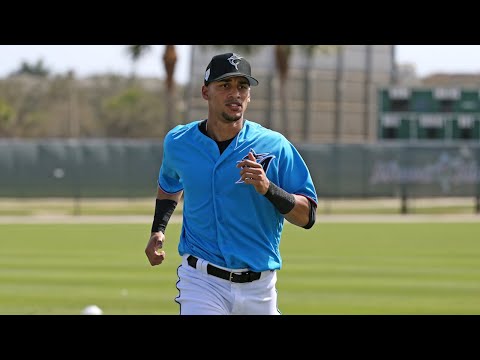 Derek Jeter: Scouting department loves Victor Victor Mesa