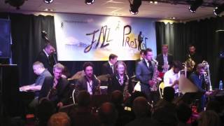 Art Pepper (remembered) + 11 - "Walkin' Shoes "