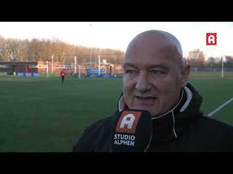 John Cuvelier over Alphense Boys - Aarlanderveen
