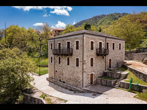 Αρχοντικό Πετραλιά