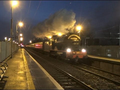 Ex GNR V Class no.85 Merlin - RPSI Mince Pie Special - Clontarf Road 27/12/15