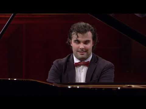 MARTÍN GARCÍA GARCÍA – Waltz in F major, Op. 34 No. 3 (18th Chopin Competition, third stage)