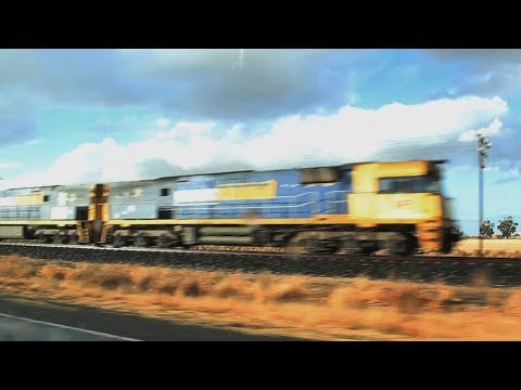 Passing 1PM5 freight train near Horsham 1/5/19
