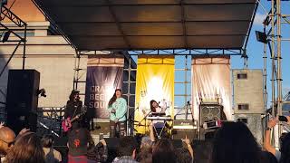 Far From Alaska [Thievery] @ Rooftop do Shopping Estação - Curitiba 08/12/2018