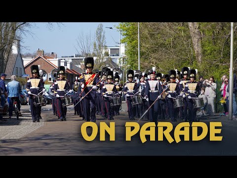 On Parade | Adest Musica Sassenheim Gezamenlijk