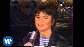 Linda Ronstadt - &quot;How Do I Make You&quot; (Official Music Video)