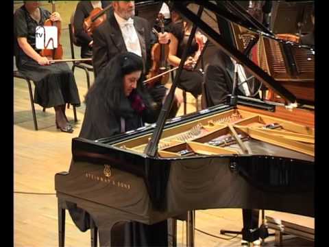 Maeştri - Pianista Ilinca Dumitrescu şi dirijorul Sabin Pautza