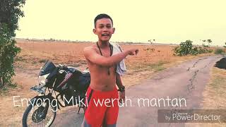 Download lagu Status wa Pacare mantan tambah Elek 😂 ngakak Brebes 😂 mp3 Download lagu Status wa Pacare mantan tambah Elek 😂 ngakak Brebes 😂 mp3