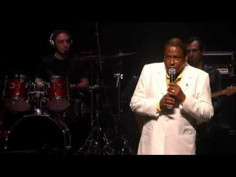 Ataulfo Alves Jr canta "Meus tempos de criança" (Ataulfo Alves)