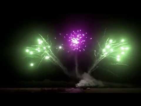 SCFW5000/30  - 90s 30mm Green Crossette & Purple Dahlia 'W' shape