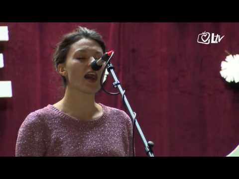 Izdvojeno 15.12.2016. - 'Pjevam, a mislim na tebe'