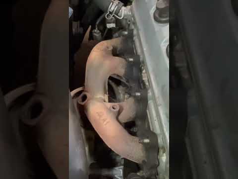 Removing Exhaust Manifold D16