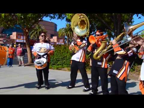 Uptown Funk by Bear Brass Band (Mark Ronson cover)