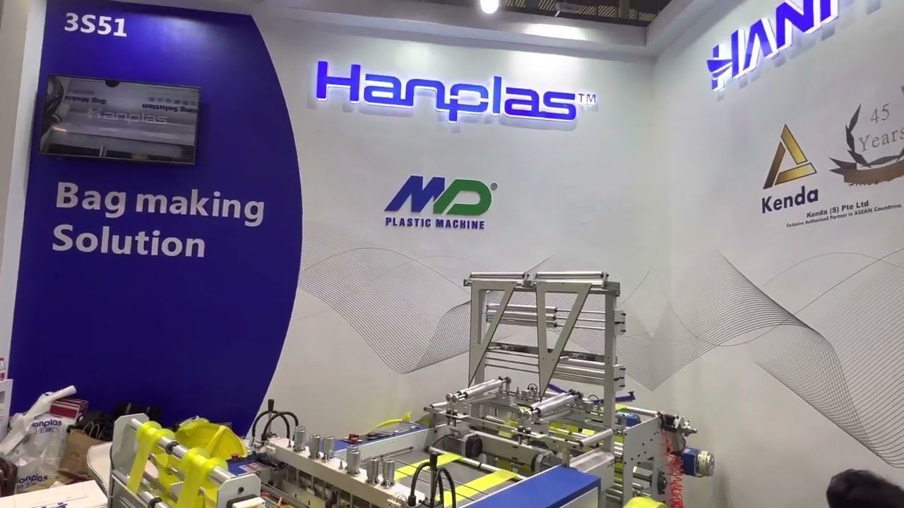 Two line star sealing trash bag making machine-Chinaplas