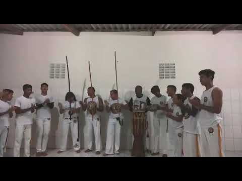 Música de capoeira- Pouquinho de dênde