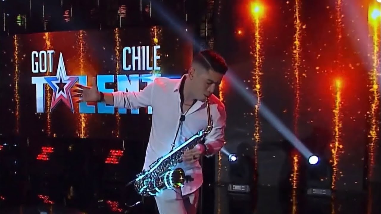 Promotional video thumbnail 2 for Carlos Rios - Sax