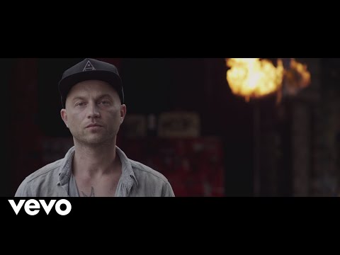 Chakuza - Charlie Brown (Videoclip)