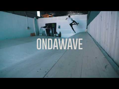 Surfskating indoor wave in Naples (Italy)