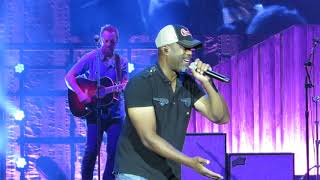 Darius Rucker &quot;Hands On Me&quot; Live at BB&amp;T Pavilion