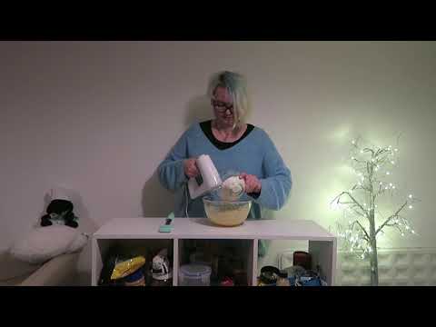 Gluten, Lactose and Yeast Free Lemon Cupcakes - Vickiie's Adventure - #bakingwithvickiie Video