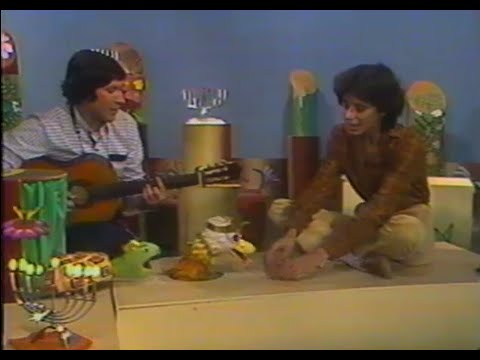 Parpar Nechmad: Lovely Butterfly Chanukah (English Dubbed Version)