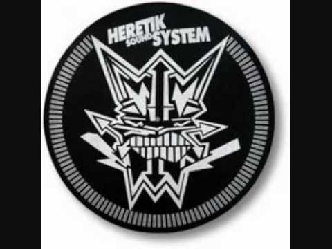 HERETIK SOUND SYSTEM - NOUT LIVE7@G-ZED TEKNIVAL 2002