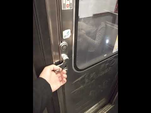 Le Peletier (パリ地下鉄) - 定義