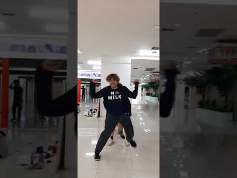 Boy In Luv (cover by bungee bomb