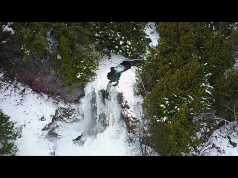 水を楽しむ • 善五郎の滝 | Water • Zengoro Falls