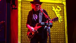 Neil Young &amp; Crazy Horse Köln 2013 Sedan Delivery Full-HD