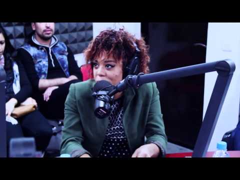 شاهد ردة فعل خولة مجاهد لما قال لها كاضم الساهر انها غنت اغنية احسن من صاحبها