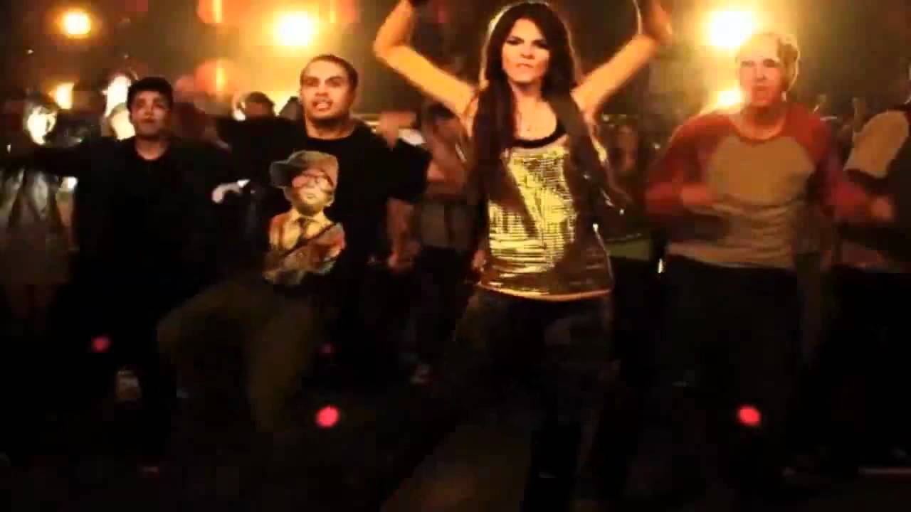 Victoria Justice — Freak The Freak Out