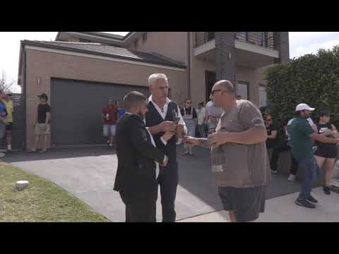 Live Auction in Moorebank | SOLD for $1,442,000 🔥