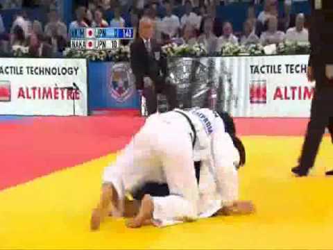 WORLD JUDO CHAMPIONSHIPS SEMI-FINAL -73Kg AKIMOTO HIROYUKI (JPN) - NAKATA RIKI (JPN).wmv