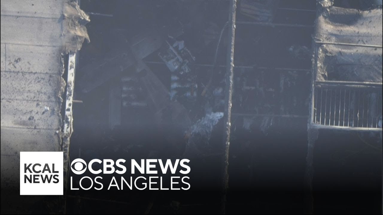 2 dead and 19 injured after plane crashes into Fullerton warehouse