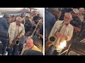 Dave Koz and Jazz Band Play for Fellow Passengers Stuck on Delayed Flight