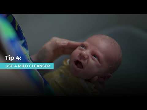 7 tips for your baby's first bath